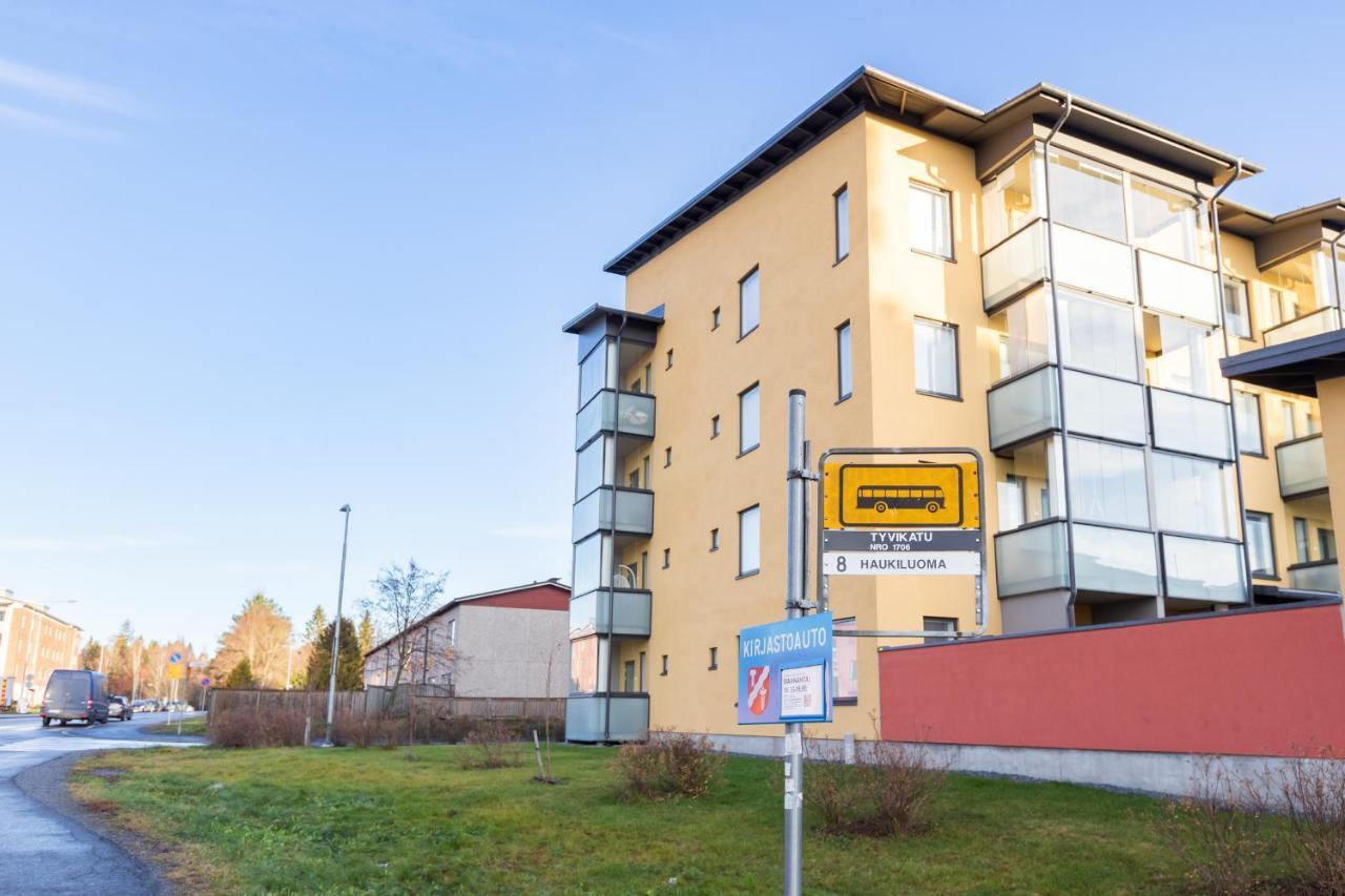 Apartamento Valoisa Parvekkeellinen Kaksio, Oma Parkkipaikka Tampere Exterior foto